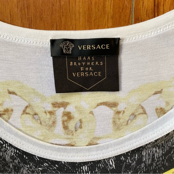 Versace Medusa Chain Printed Tank Top - Picture 5 of 6